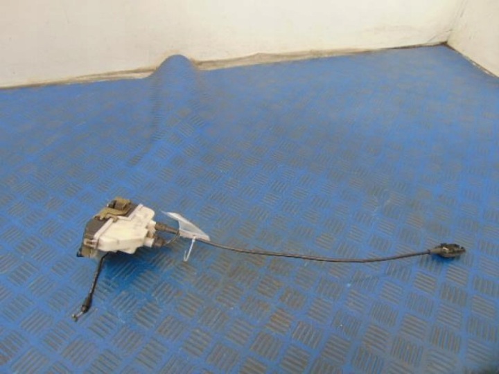 RENAULT MEGANE II LIFT UNIVERSEL SERRURE DE PORTE DROIT AVANT 5PORTES 027779