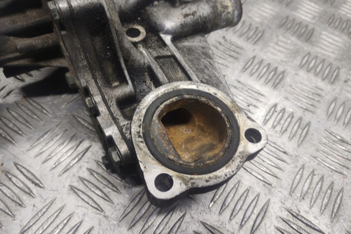 POMPE À EAU AUDI 80 (89, 89Q, 8A, B3) 037121013A 1.8L GASOLINE 65KW 1990