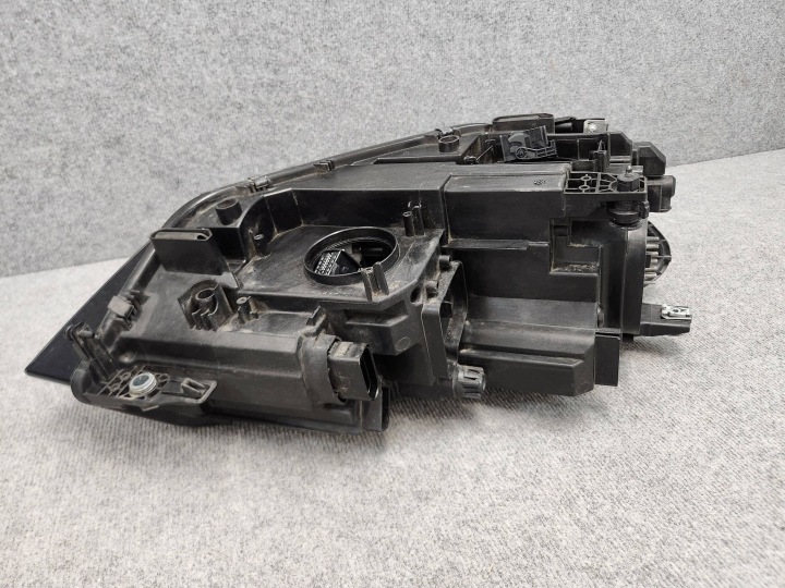 PROJECTEUR PHARE AVANT GAUCHE VW TOURAN III 5T COMPLET LED 5TB941081D 15-