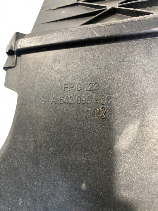MERCEDES-BENZ GLS X166 CHÂSSIS FILTRE AIR A6420942304