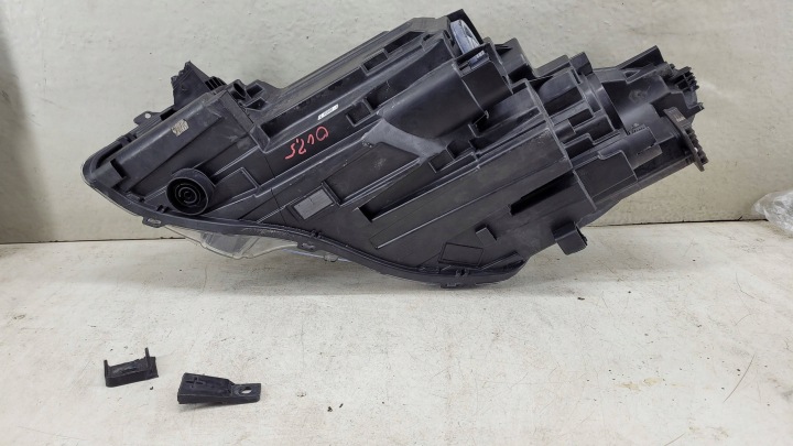 FORD KUGA MK3 3 LED PHARE DROITE AVANT AVANT PROJECTEUR LV4B-13E014-CA