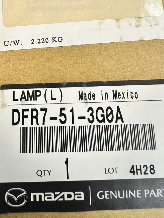 PHARE LED ARRIÈRE MAZDA CX-30 DFR5-513G0 DFR5-513G0A