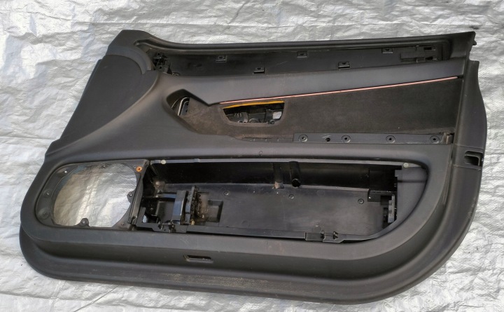 COLLECTEUR PORTES DROIT AVANT AUDI A8 S8 D3 4E LIFT 4E0868016