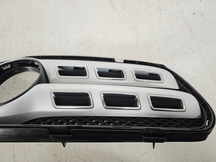 GRILLE CALANDRE CHROME MERCEDES W156 GLA 2017- LIFT A1568880400 A1568806400