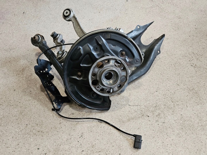 ROTULE DE DIRECTION ARRIÈRE ARRIÈRE CÔTÉ GAUCHE MERCEDES-BENZ C W205 A2053572500