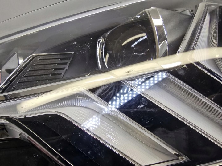 AUDI Q3 II F3 83A PROJECTEUR PHARE GAUCHE AVANT AVANT COMPLET LED 83A941033