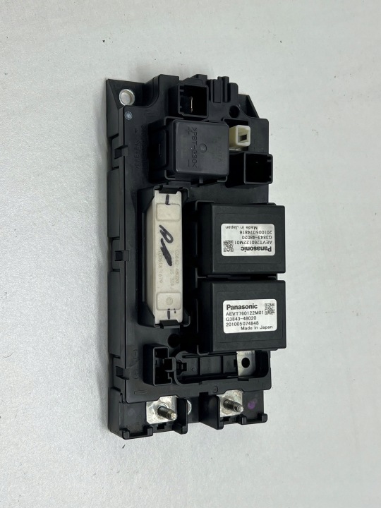 2010 TOYOTA PRIUS (XW30) BOÎTE FUSIBLES ENSEMBLE G92Z147020