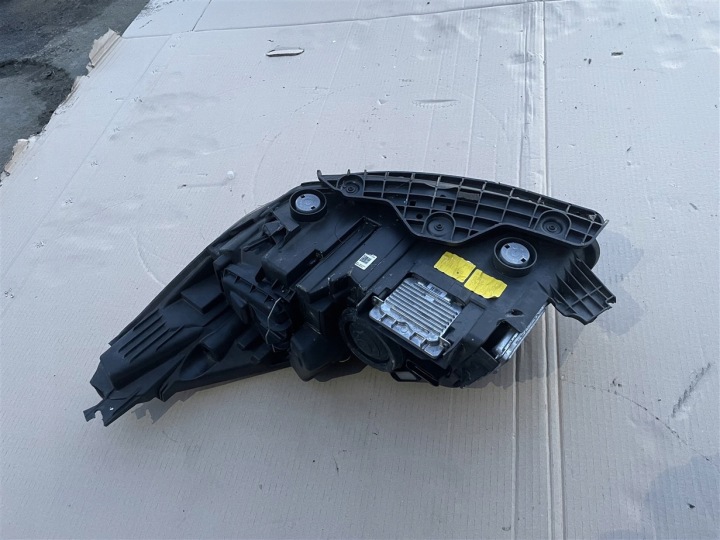 PHARE XÉNON LED DROIT AVANT AVANT FORD KUGA MK2 12-16R