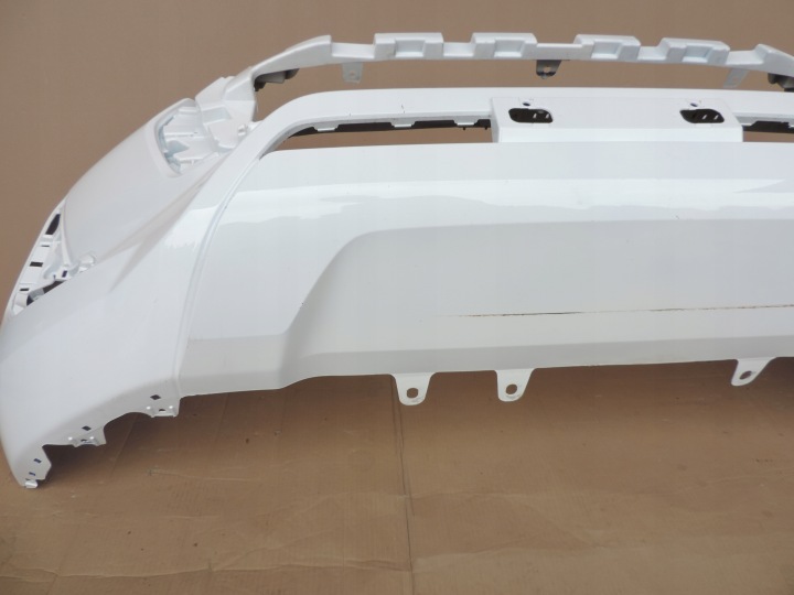 TOYOTA HILUX 2021 2022 2023 AVANT PARE-CHOCS