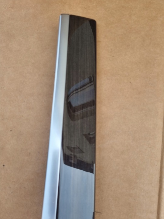 DÉCOR MOULURE PORTES AVANT GAUCHE BMW F01 9115533