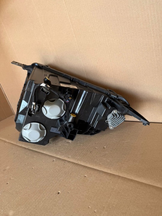 FORD TRANSIT COURIER MK3 PHARE DROITE ORDINAIRE AVANT 71088F