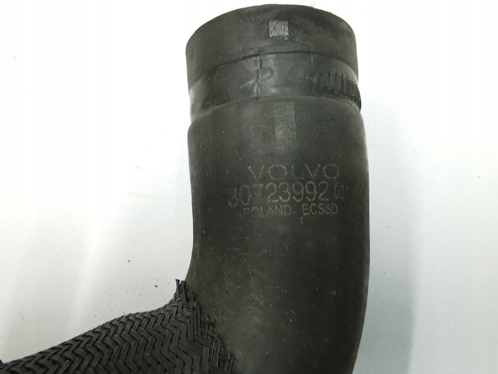 FIL TUYAU TUYAU EAU VOLVO XC90 2.4 D5 30723992 I 30680748