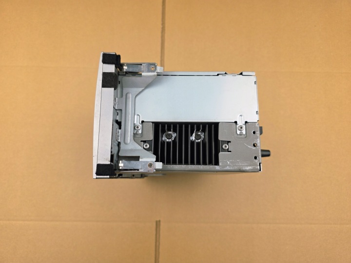 FORD KUGA MK1 C-MAX RESTYLAGE S-MAX RADIO SONY DAB SONORISATION PREMIUM 2009 R CODE