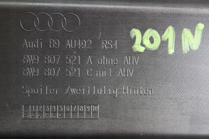 DIFFUSEUR PARE-CHOCS ARRIÈRE AUDI RS4 B9 EN BON ÉTAT 8W9807521A
