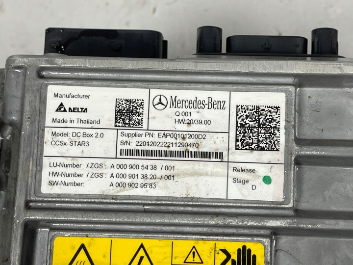 MODULE PODLACZENIA LADOWANIA MERCEDES EQE 53 A0009005438 2022-