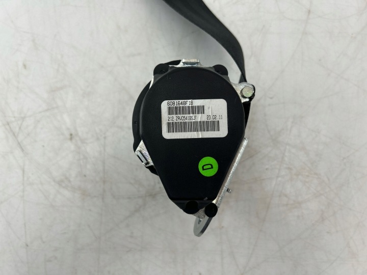 VOLKSWAGEN GOLF VI 2011 AVEC ARRIÈRE CEINTURE DE SÉCURITÉ SIÈGES ARRIÈRE