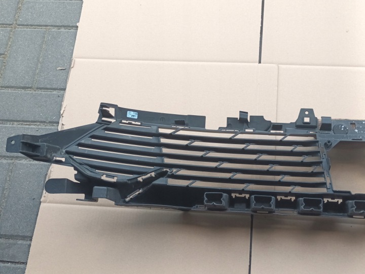 GRILLE AVANT PEUGEOT 508 II LIFT CENTRALE AVANT