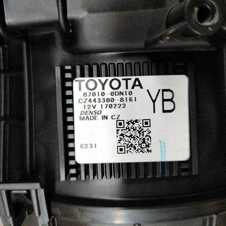 CHAUFFAGE TOYOTA C-HR 2 PIÈCES _H2_) CZ4433607740 28104026 2.0L 145KW 2024