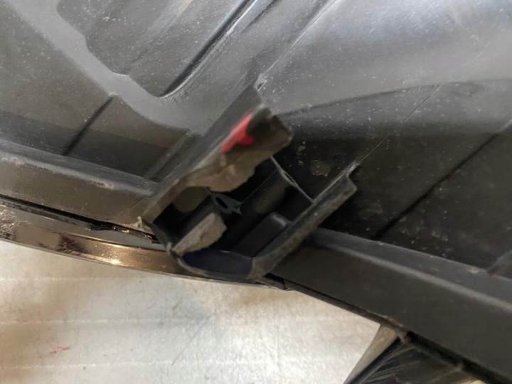 PHARE DROITE AVANT OPEL CORSA E DROIT AVANT 13381336