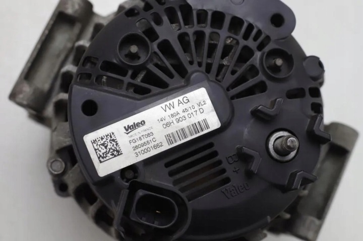 ALTERNATEUR AUDI A4 (8K2, B8) 06H903017D 2.0L GASOLINE 2010