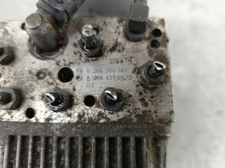 POMPE SBC MERCEDES CLASSE E W211 A0084313812 0265250140 0265960046 BOSCH