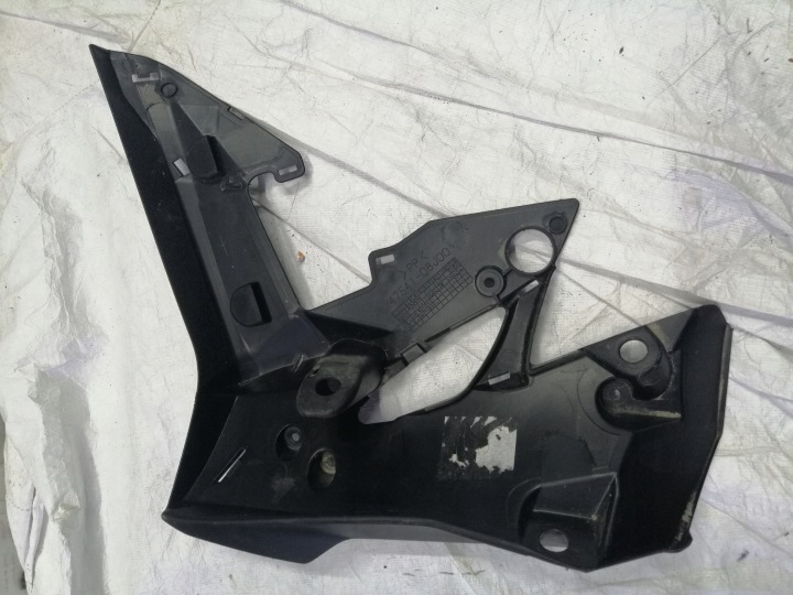 SUZUKI GSR 750 PROTECTION REMPLISSAGE GAUCHE 11-17R