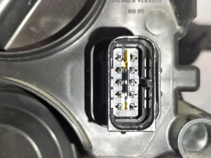 PHARE AVANT PROJECTEUR GAUCHE TOYOTA PROACE CITY LIFT 23- FIAT DOBLO 23-