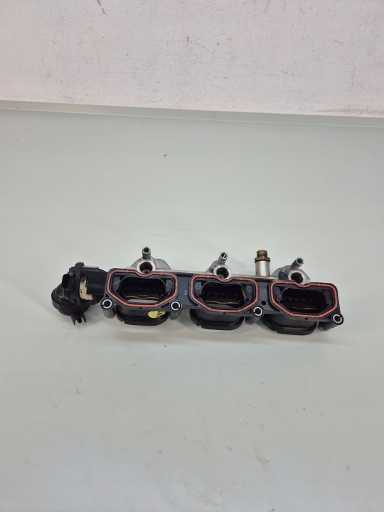 COLLECTEUR ADMISSION PORSCHE PANAMERA (970) 06E133110AR