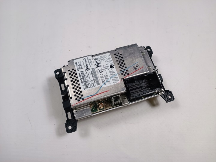 RADIO MONITEUR CHRYSLER PACIFICA 2016