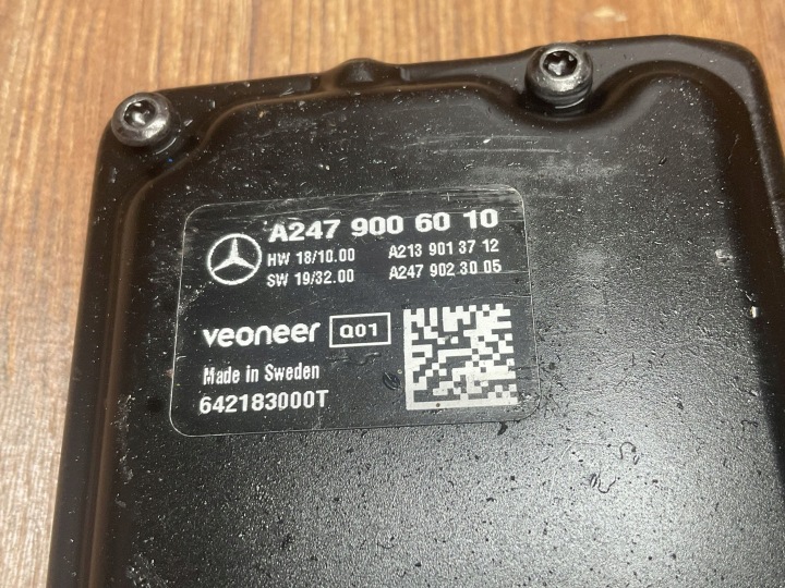 CAMÉRA AVANT VITRES MERCEDES-BENZ A2479006010
