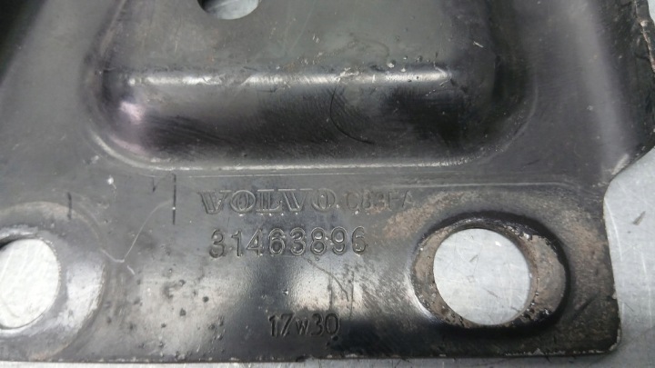 SUPPORTS PANNEAU AVANT 2 PIÈCES 31353977 31463896 VOLVO S90 V90 16-