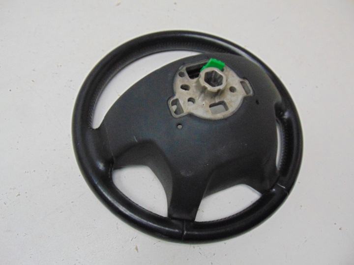 VOLANT CUIR MULTIFONCTION VOLVO S80 II P31271093