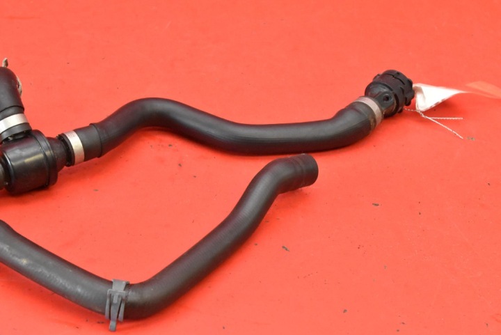 TUYAU FIL TUYAU EAU 1EA121113A VW ID.3 1 I 62AH 204 KM 19-21