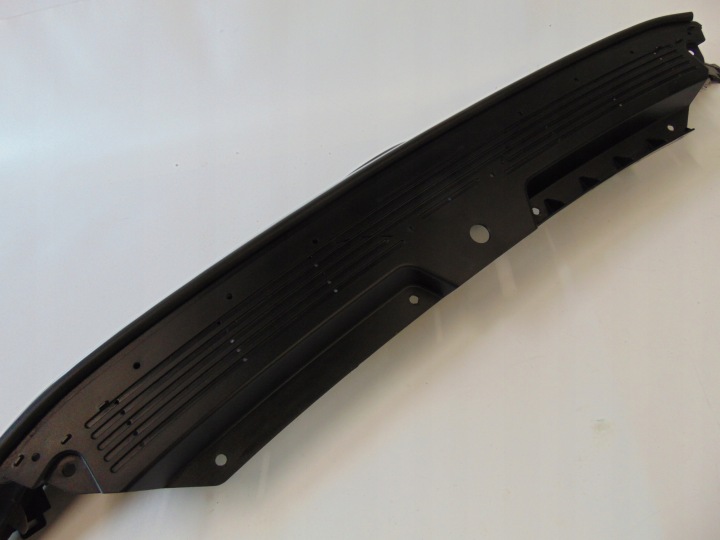 GRILLE CALANDRE VW TAIGO 2G7853651P