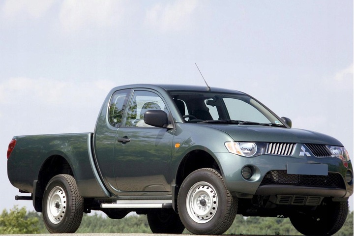 MITSUBISHI L200 2006+ GUARDABARROS 