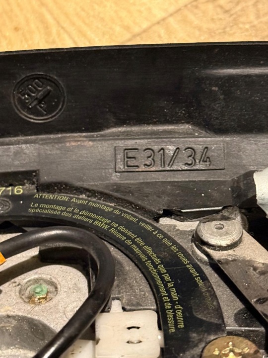 VOLANT BMW KIT M5 E34 E32 E31 5 7 8