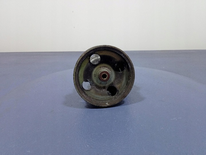 ALFA ROMEO 159 2.4 JTDM POMPE AMPLIFICATEUR ZF 00505017300