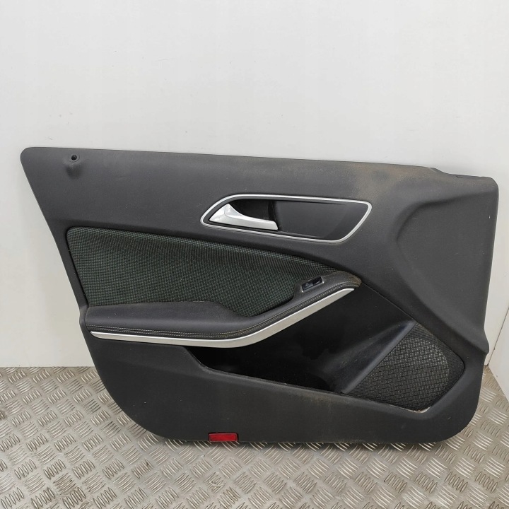 ENSEMBLE SIÈGES MERCEDES-BENZ A (W176) A1767201195 27377062 1.5L 80KW 2016