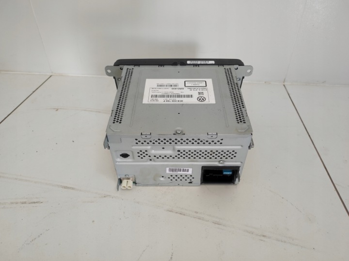 RADIO NAVIGATION VW TIGUAN I 1 5N LIFT