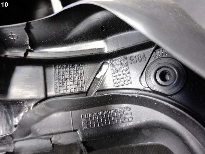 FERRARI PORTOFINO F164 17-23 JOINT D'ÉTANCHÉITÉ MOULURE PARE-BRISE AVANT