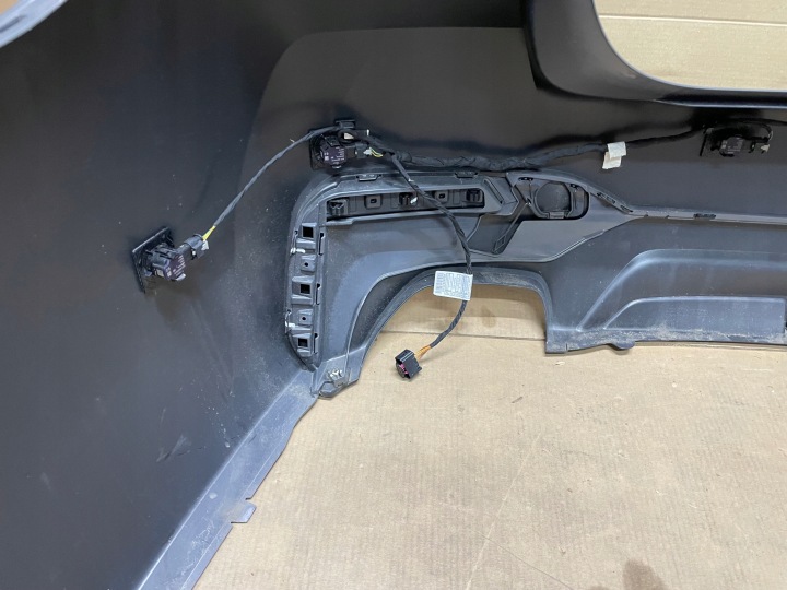 PARE-CHOCS ARRIÈRE 6XPDC INSTALLATION ÉLECTRIQUE MODULE BMW 5 G30 LCI C3E IDÉAL