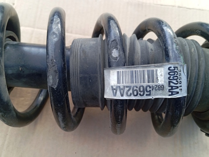 CHRYSLER 300 15- LIFT 300S AMORTISSEUR AVANT AVANT DROIT MCPERSON 3.6
