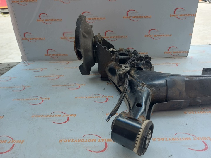 PEUGEOT 208 II CHÂSSIS POUTRE ARRIÈRE 9834729280 9834729480