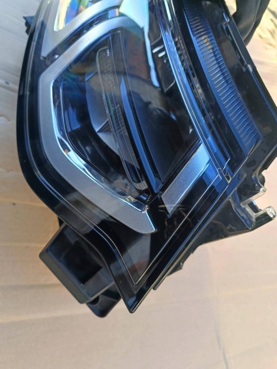 PHARE AVANT DROITE DROIT AVANT LAND ROVER DISCOVERY SPORT LIFT 2019- EUROPE