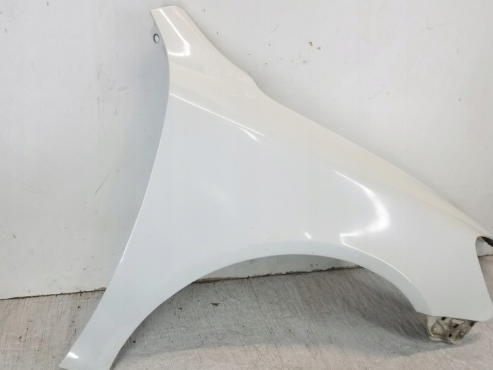 AILE AVANT SKODA OCTAVIA II LIFT CODE LF9E