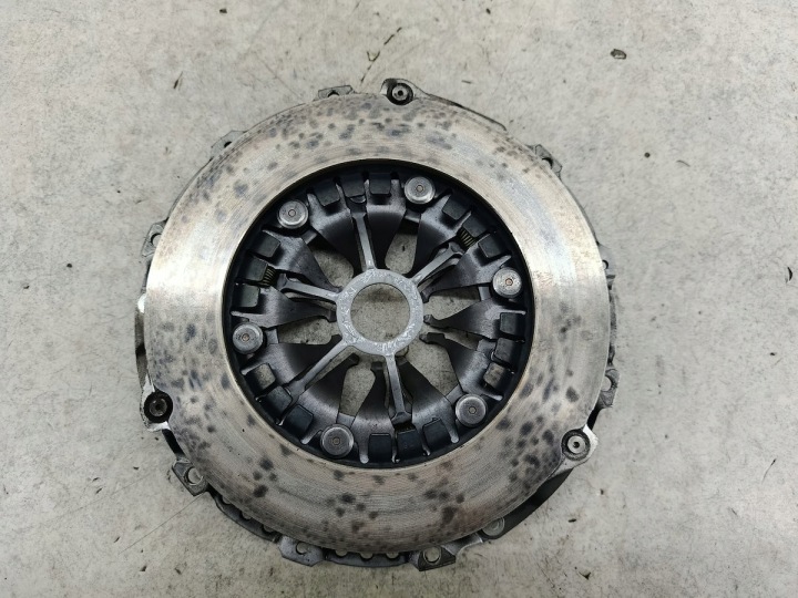 VOLANT BIMASSE COMPLET VW PASSAT B6 323064110 LUK 1.8 TSI