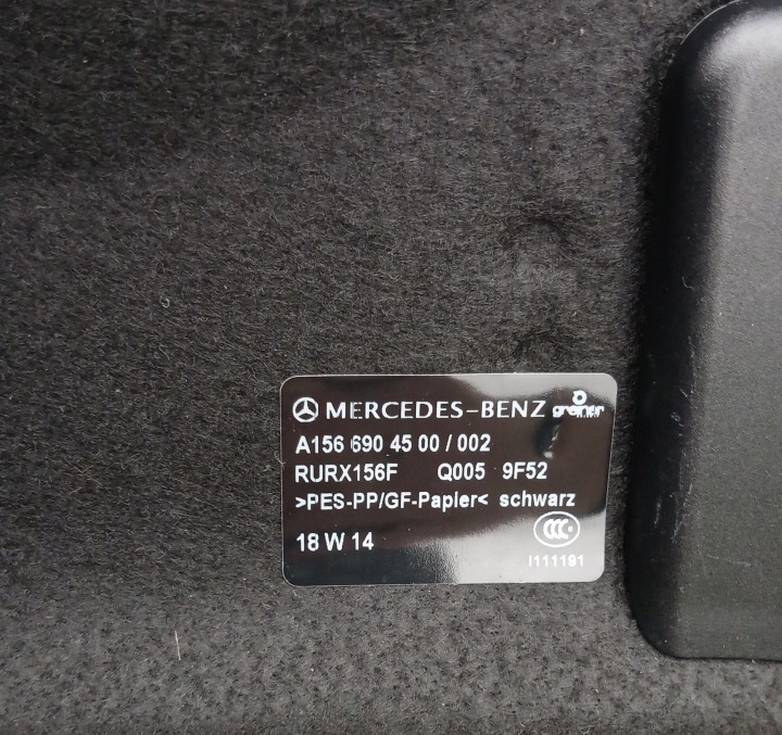 MERCEDES GLA X156 ÉTAGÈRE COUVERCLES DE COFFRE A1566904500