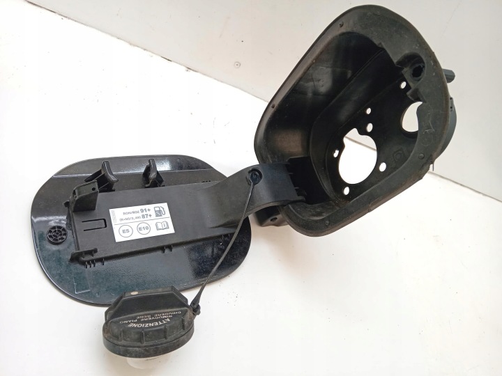 CLAPET GOULOTTE DE REMPLISSAGE CARBURANTS HYUNDAI I30 III