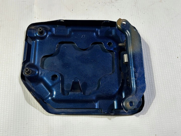 CLAPET GOULOTTE DE REMPLISSAGE CARBURANTS NISSAN TITAN 2016R-