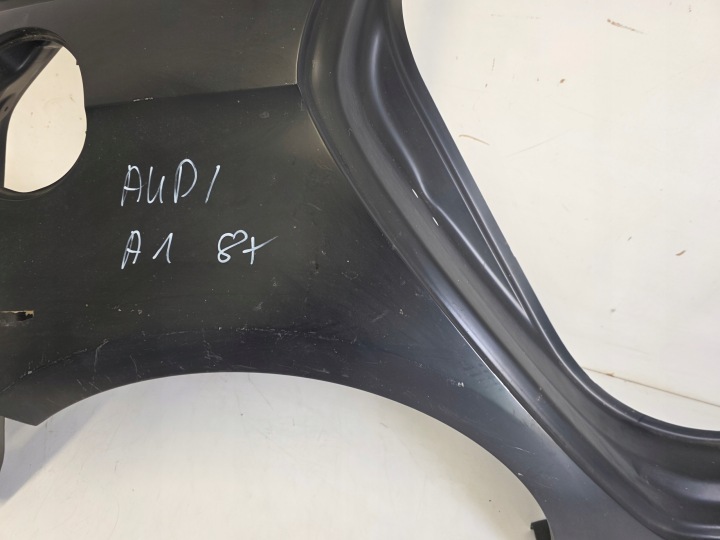 AILE DROIT ARRIÈRE AUDI A1 8X4 10-18R